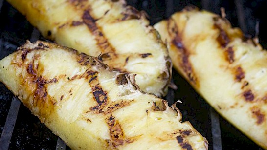 ananas op barbecue